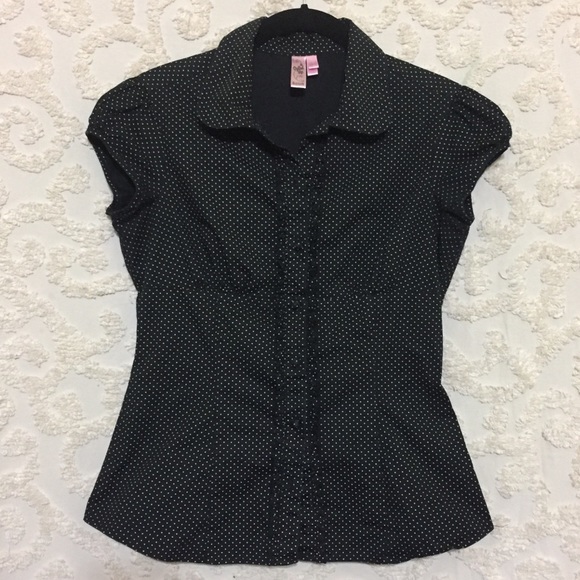Dolled Up Tops - Polka Dot Ruffled top 🎶